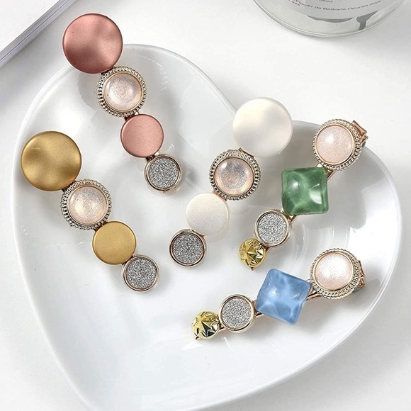 Accessories - Chic Hair Clip Set